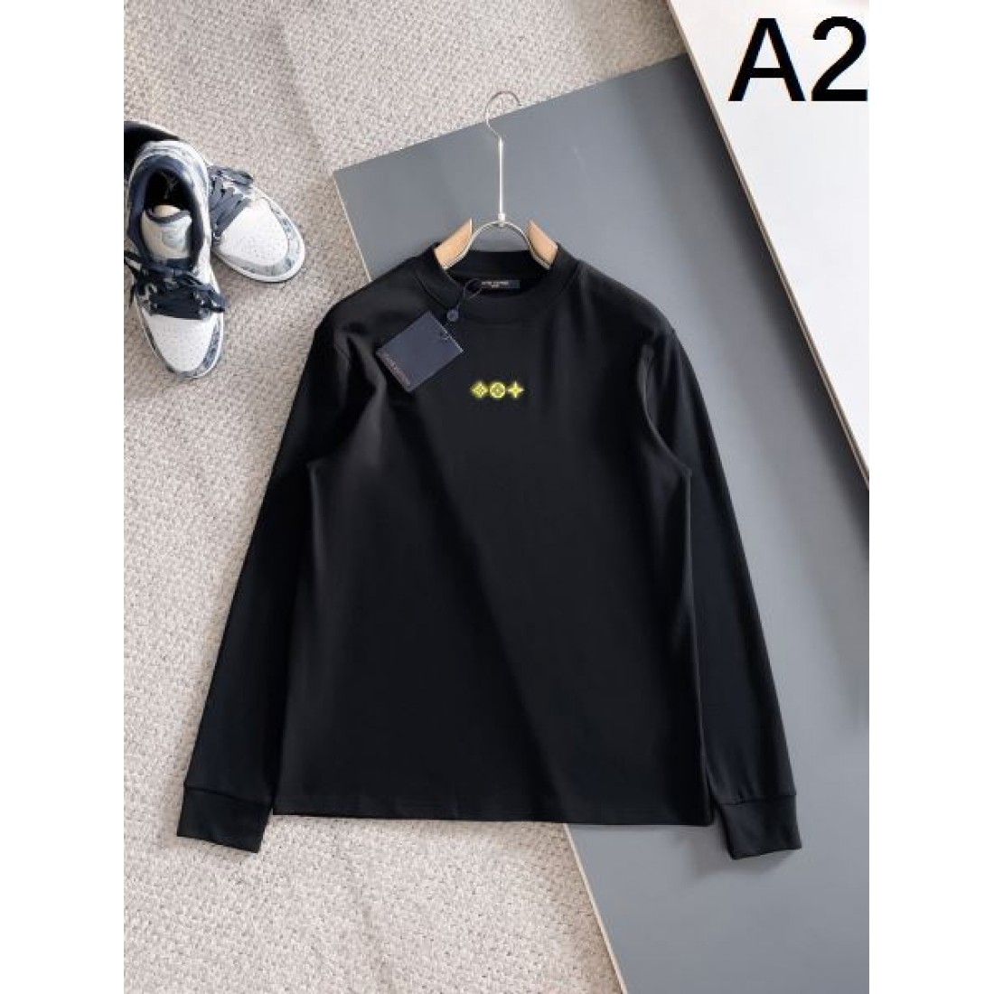 スタイリッシュ シンプル ルイヴィトン LOUIS VUITTON コピー 長袖Tシャツ 上品 快適