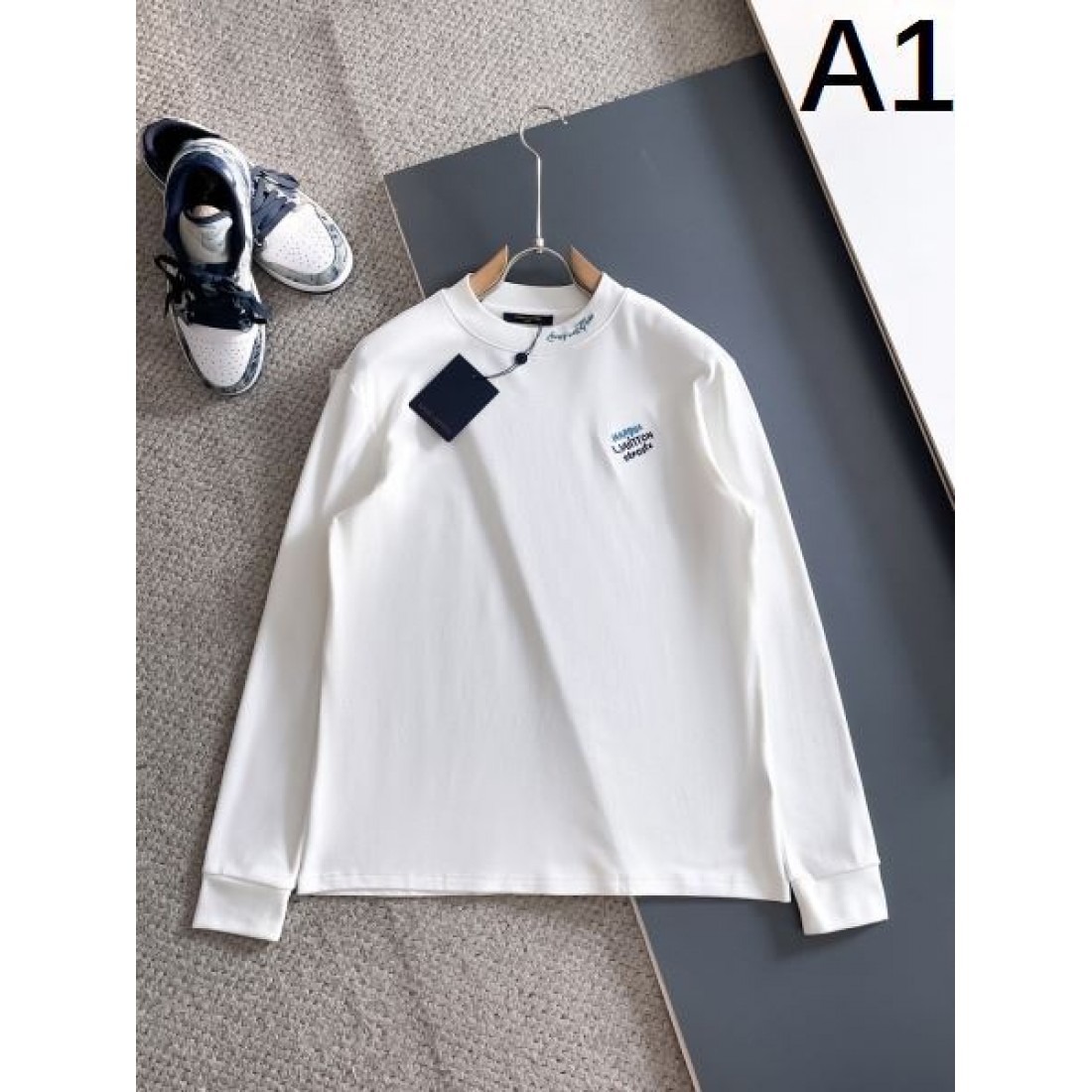 洗練 高級 ルイヴィトン LOUIS VUITTON コピー 長袖Tシャツ エレガント 定番