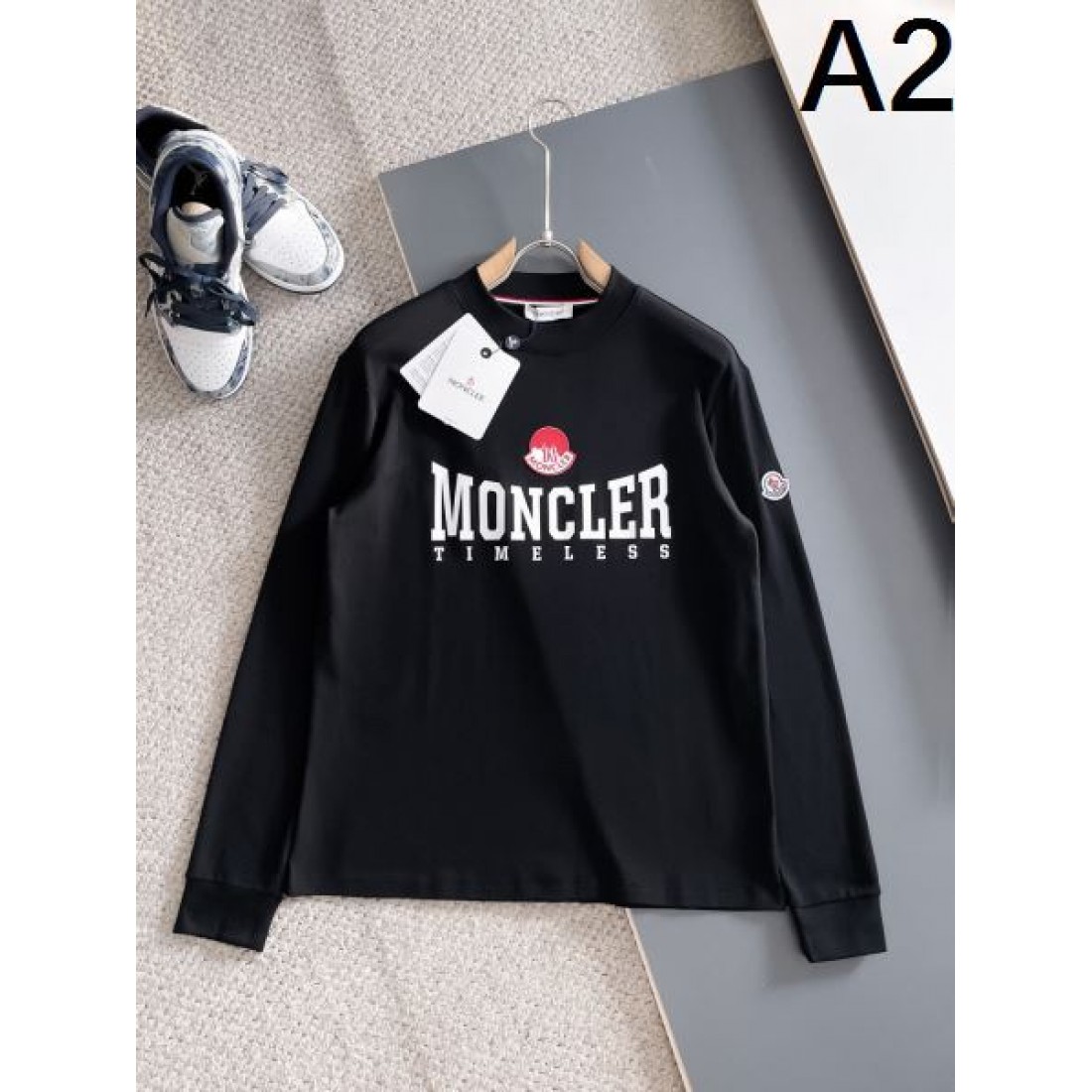  カジュアル 機能性 モンクレール MONCLER コピー 長袖Tシャツ 柔らかい 上品