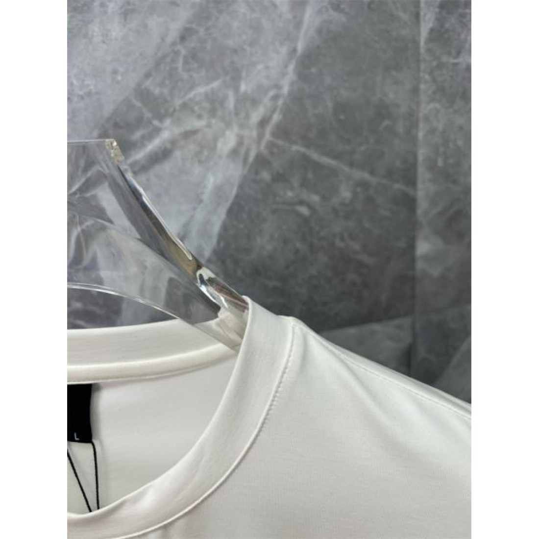 洗練 ベーシック プラダ PRADAコピー  長袖Tシャツ 落ち着き 大人