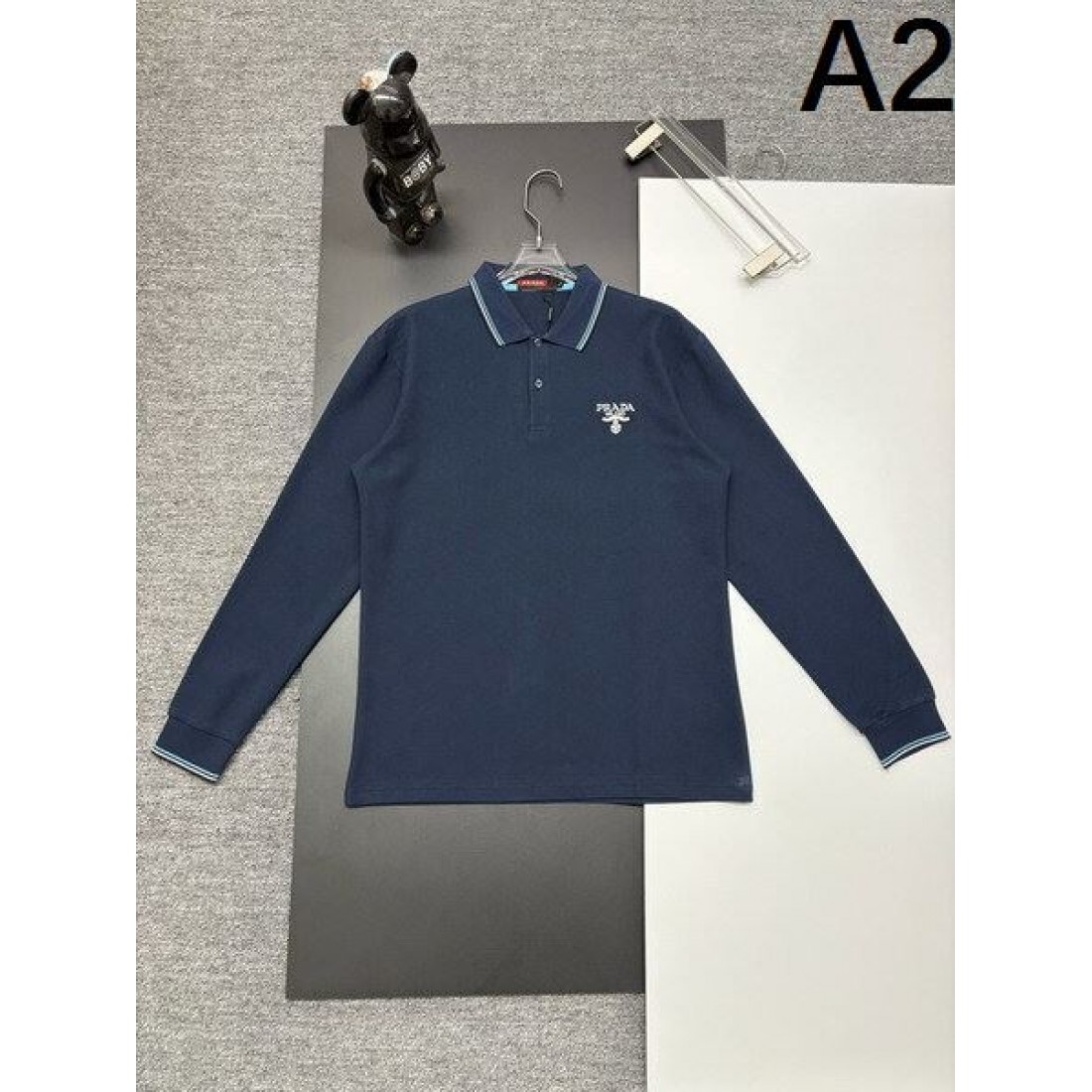 都会的 おしゃれ プラダ PRADA コピー 長袖Tシャツ 軽やか 日常的