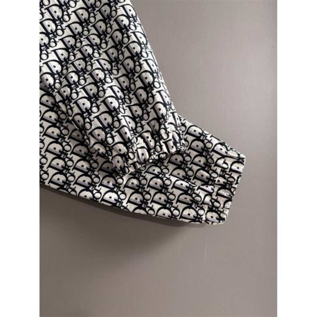 モダン 上質 ディオール DIOR コピー ジャケット スタイリッシュ 新作