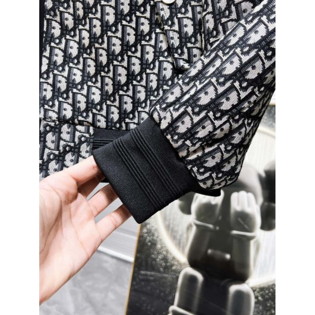 落ち着いた エレガントな ディオール DIOR コピー ジャケット 上品 な印象