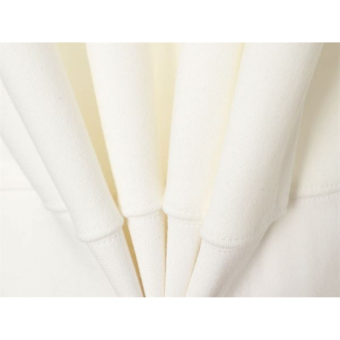 上品 端正な フェンデイ FENDI コピー ジャケット 洗練 された印象