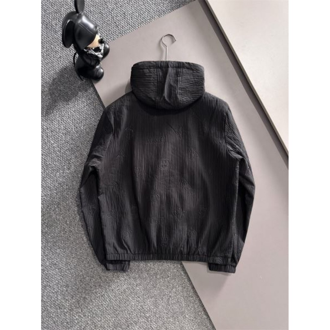 柔和 静かな グッチ GUCCI コピー コピー ジャケット 無駄のない 仕上がり