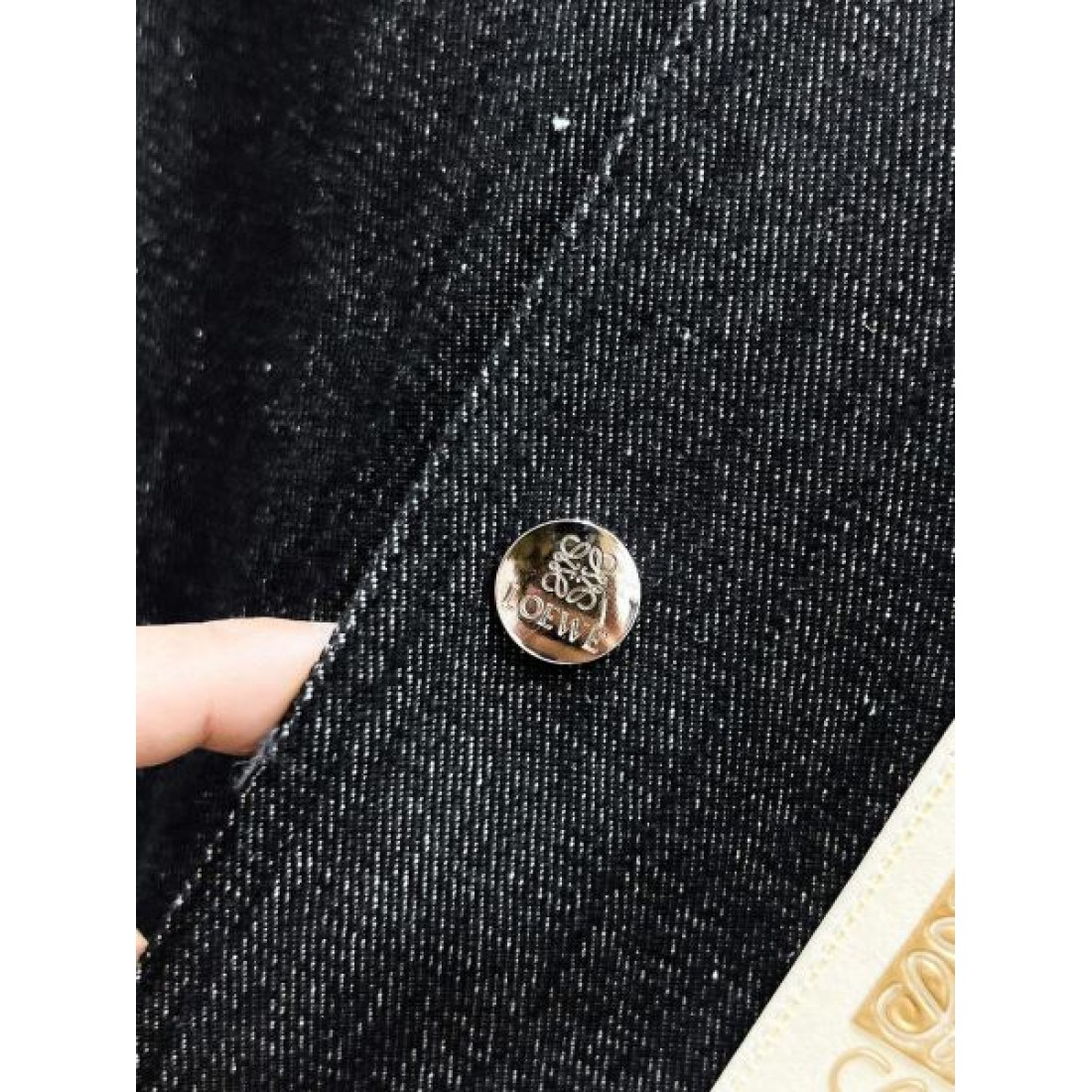 上品 落ち着いた ロエベ LOEWE コピー ジャケット 大人っぽい 仕上がり