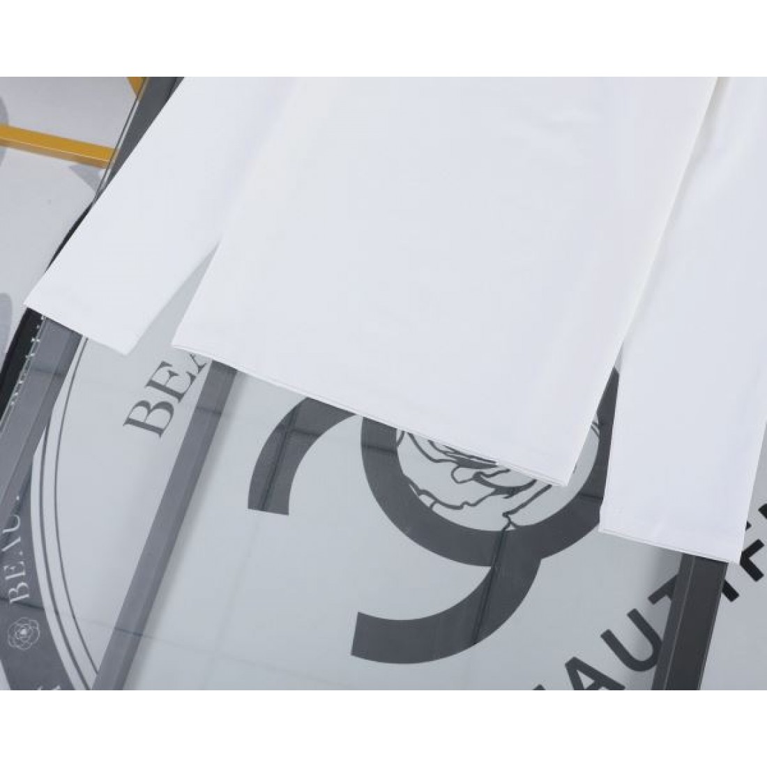 柔らかい 着心地の良い ロエベ LOEWE コピー 長袖Tシャツ シンプル 使いやすい