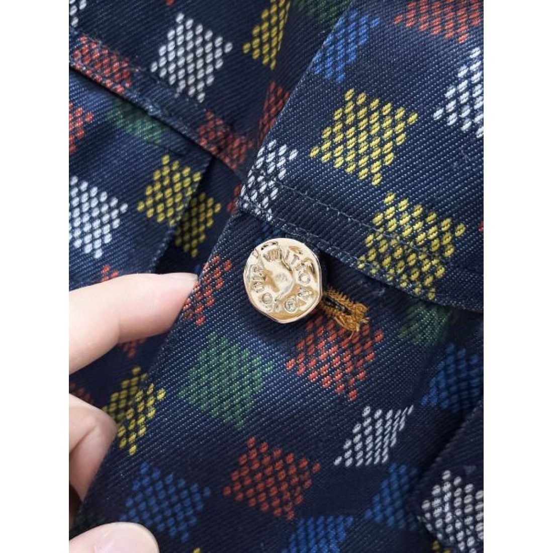 スタイリッシュ 洗練された ルイヴィトン LOUIS VUITTON コピー ジャケット 上質 エレガント