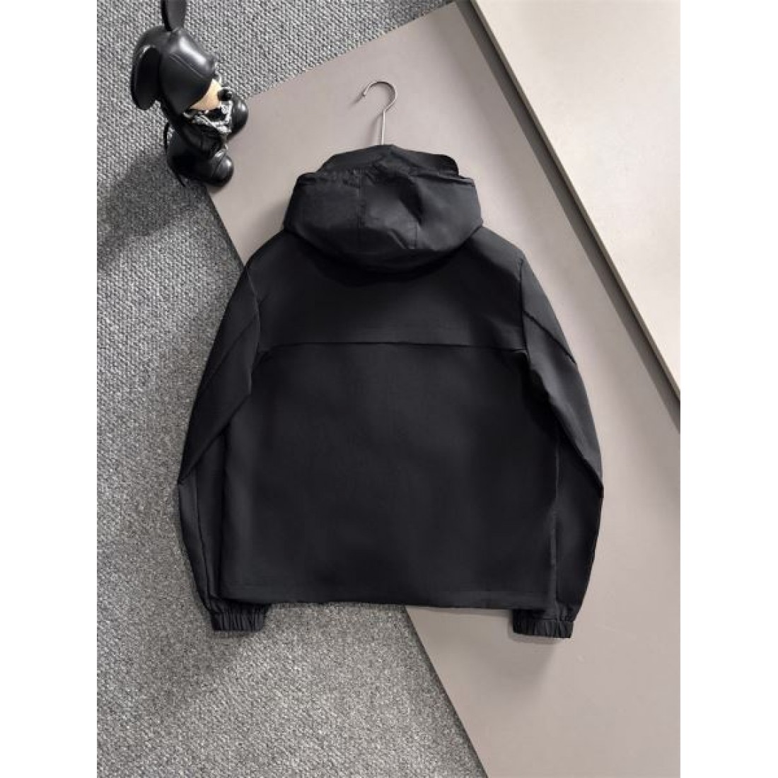 上質 エレガント プラダ PRADA コピー ジャケット 洗練された シック