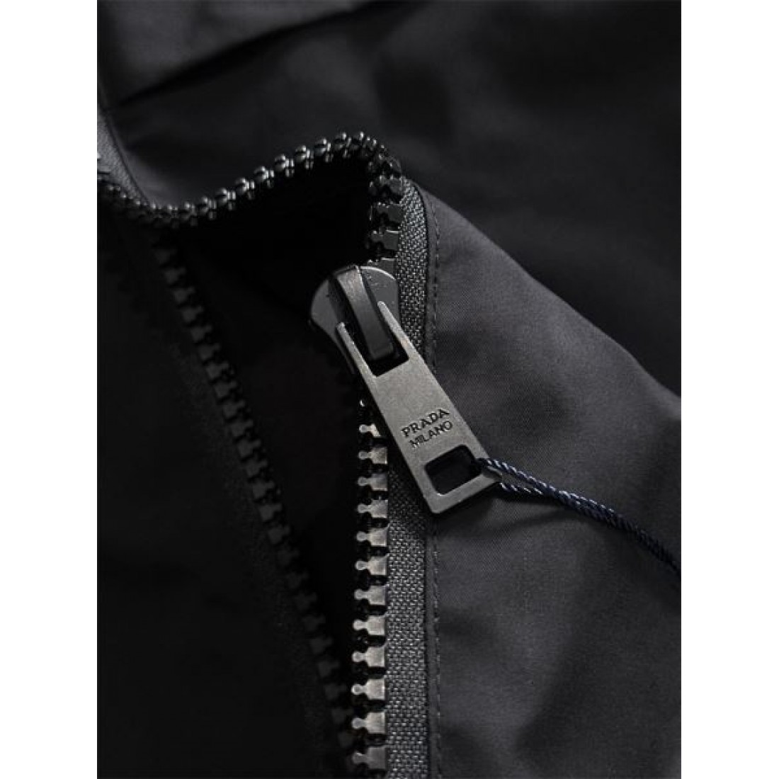 上質 エレガント プラダ PRADA コピー ジャケット 洗練された シック