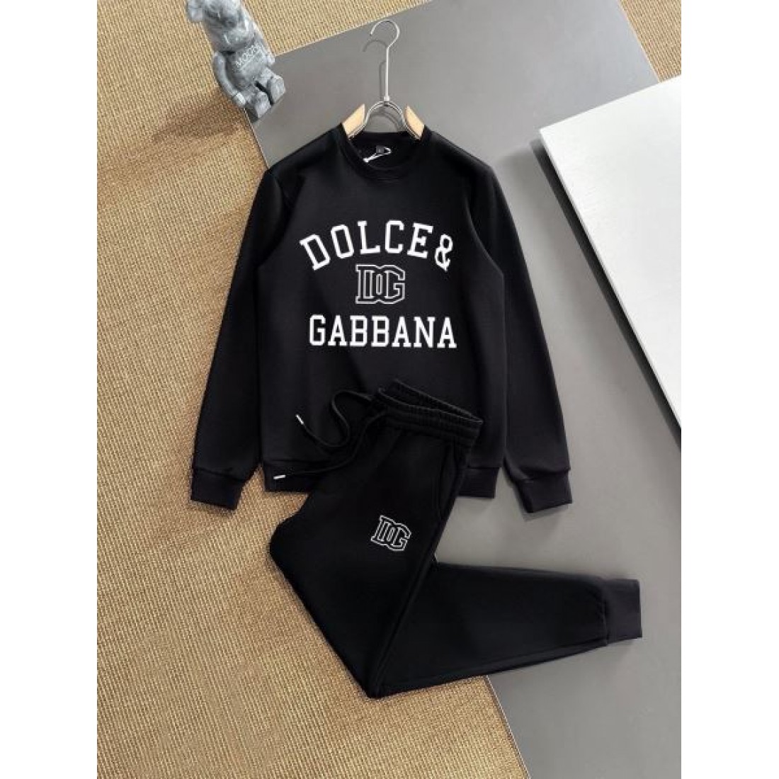 上質 シック ドルチェ＆ガッバーナ DOLCE＆GABBANA コピー 上下セット エレガント モダン