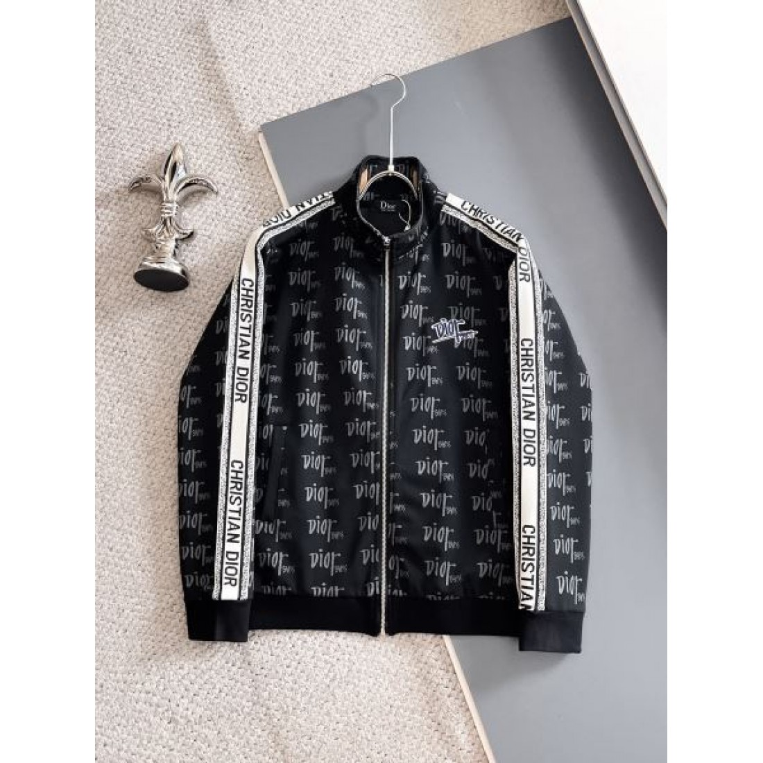 上品な エレガント ディオール DIOR コピー 上下セット 高級感のある シック