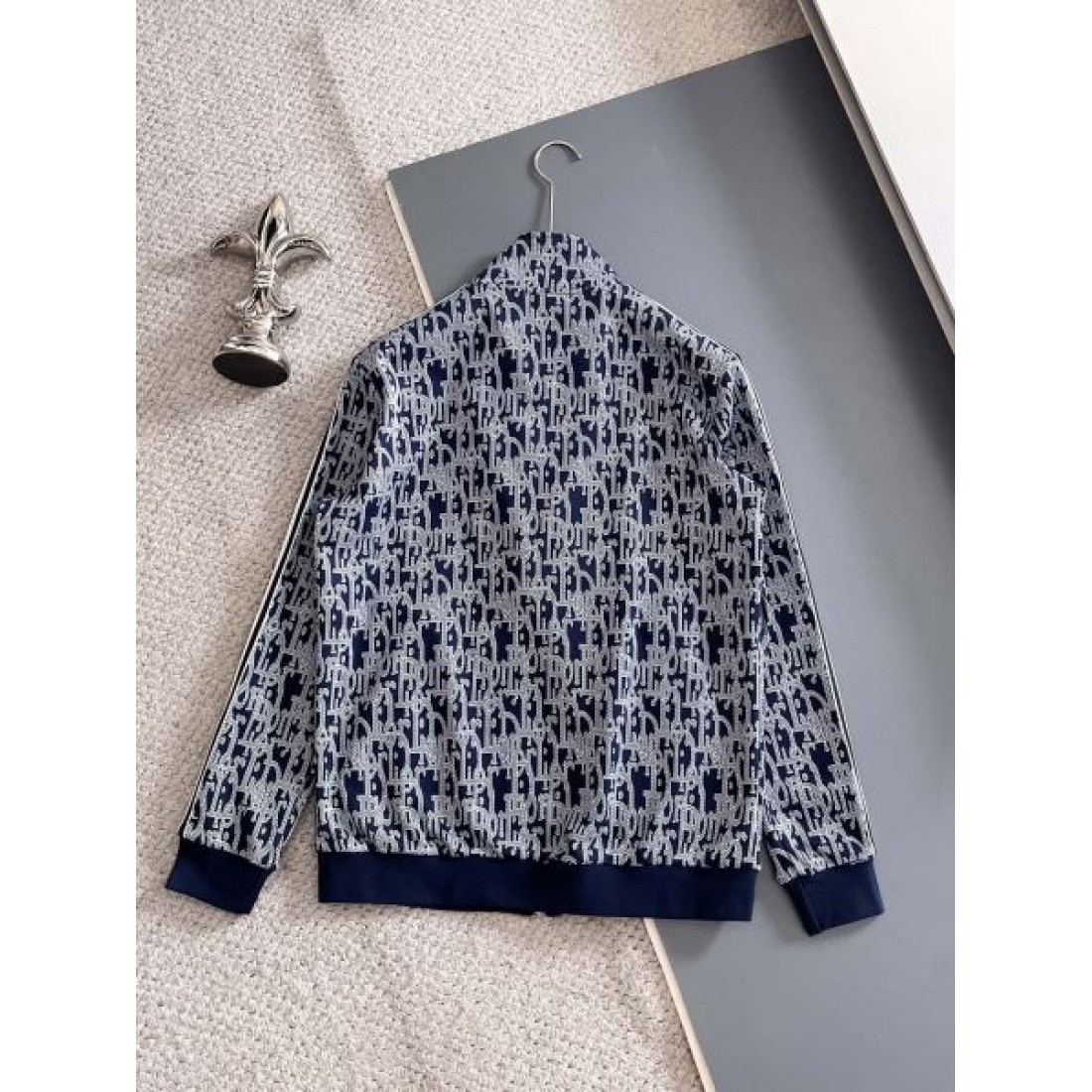 洗練された 高級感のある ディオール DIOR コピー 上下セット エレガント 上品な