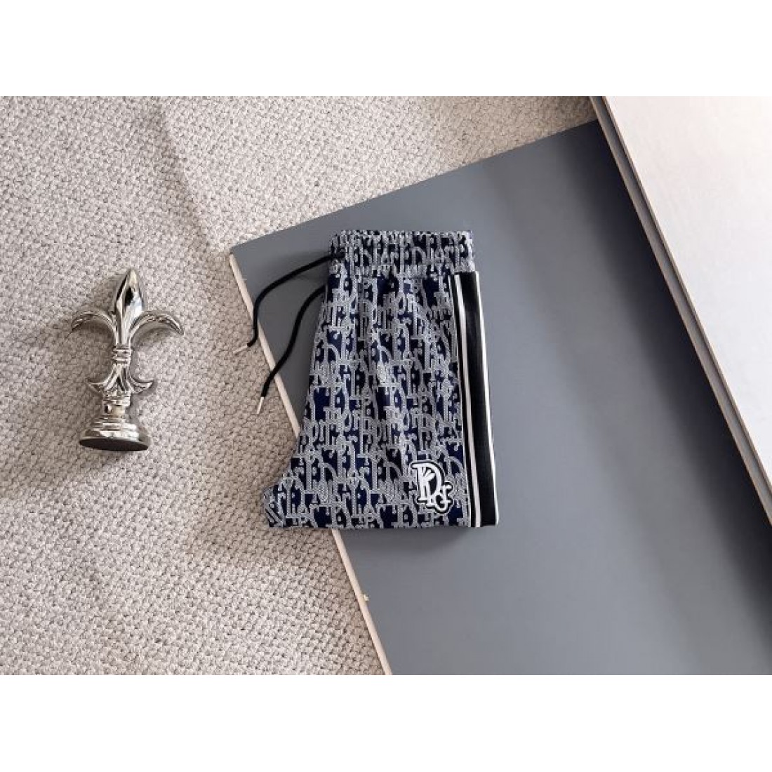 洗練された 高級感のある ディオール DIOR コピー 上下セット エレガント 上品な