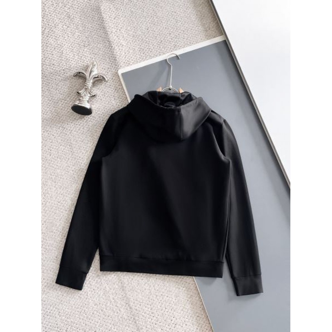 上質 モダンな フェンデイ FENDI コピー 上下セット エレガント シック