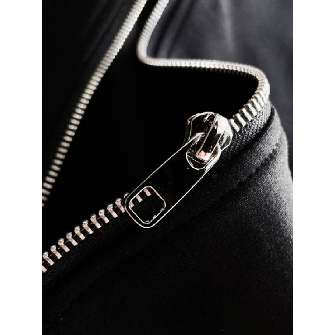 上質 モダンな フェンデイ FENDI コピー 上下セット エレガント シック