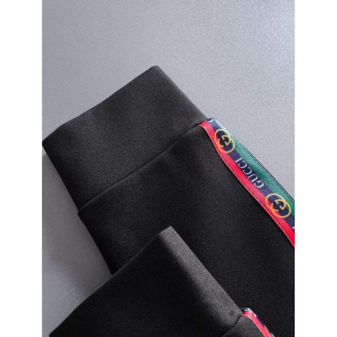 上質 シック エレガント グッチ GUCCI コピー 上下セット 洗練された 上品な モダン