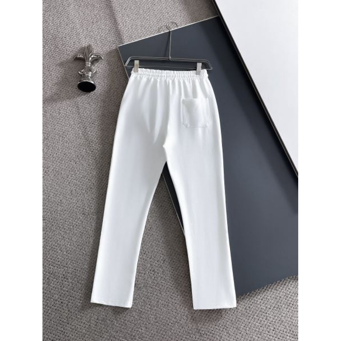  上質 落ち着いた 洗練された モンクレール MONCLER コピー 上下セット エレ