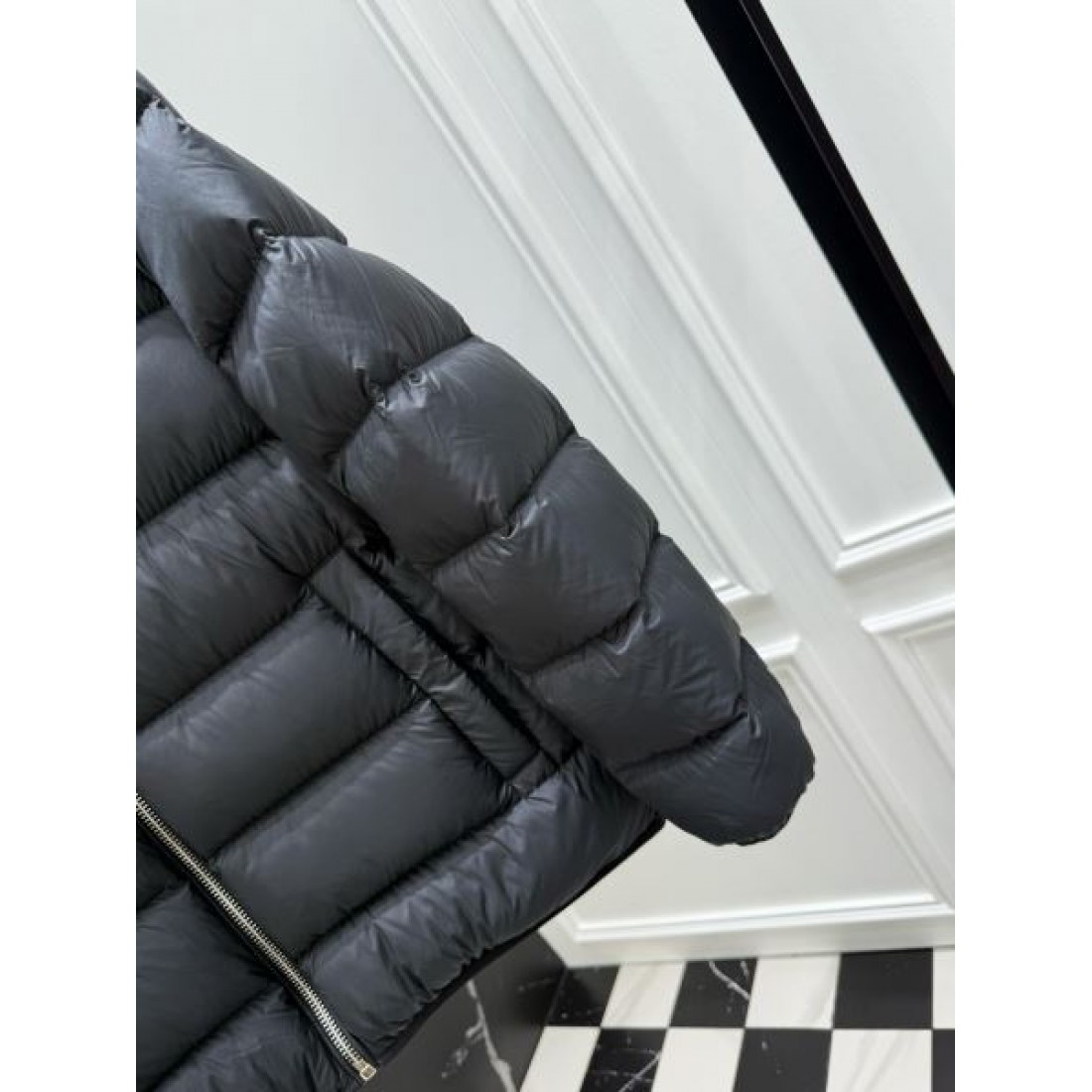 華やか エレガント グッチ GUCCI コピー ダウンジャケット クラシカル 高品質