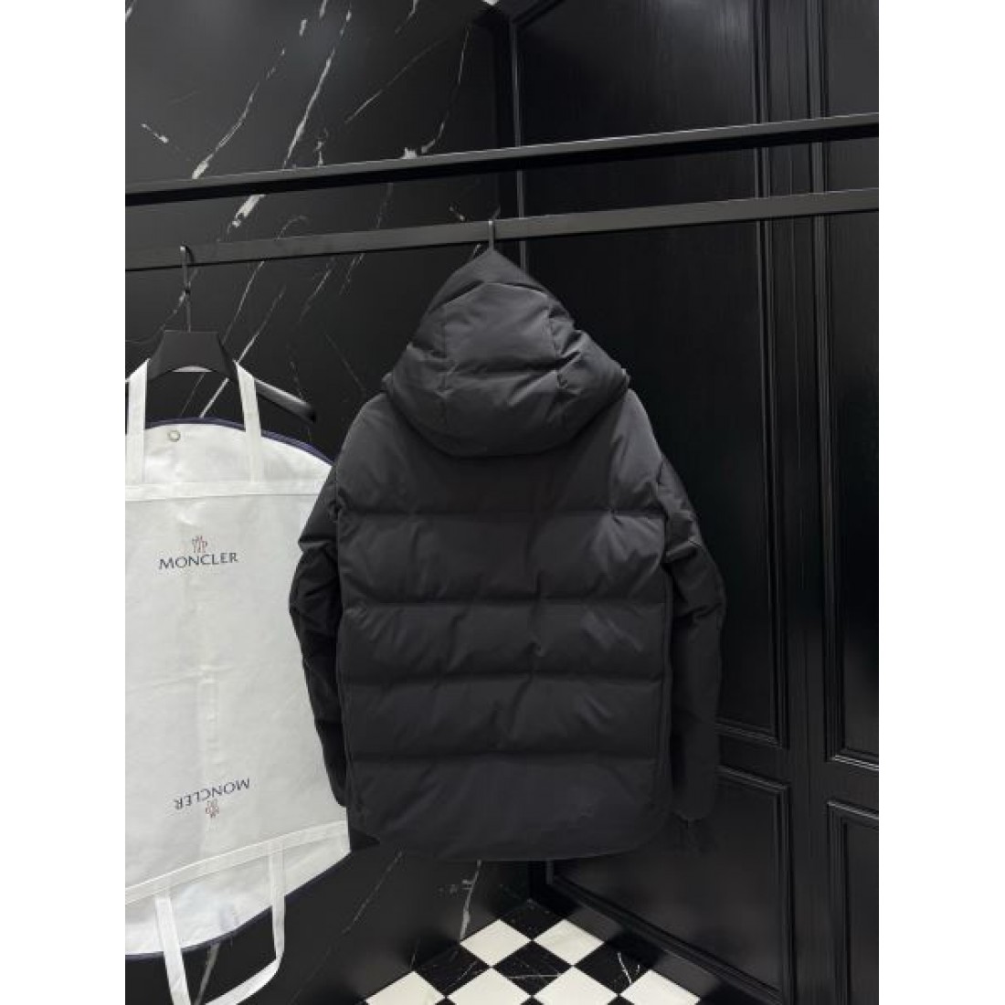 快適 軽量 モンクレール MONCLER コピー ダウンジャケット 防寒 高性能