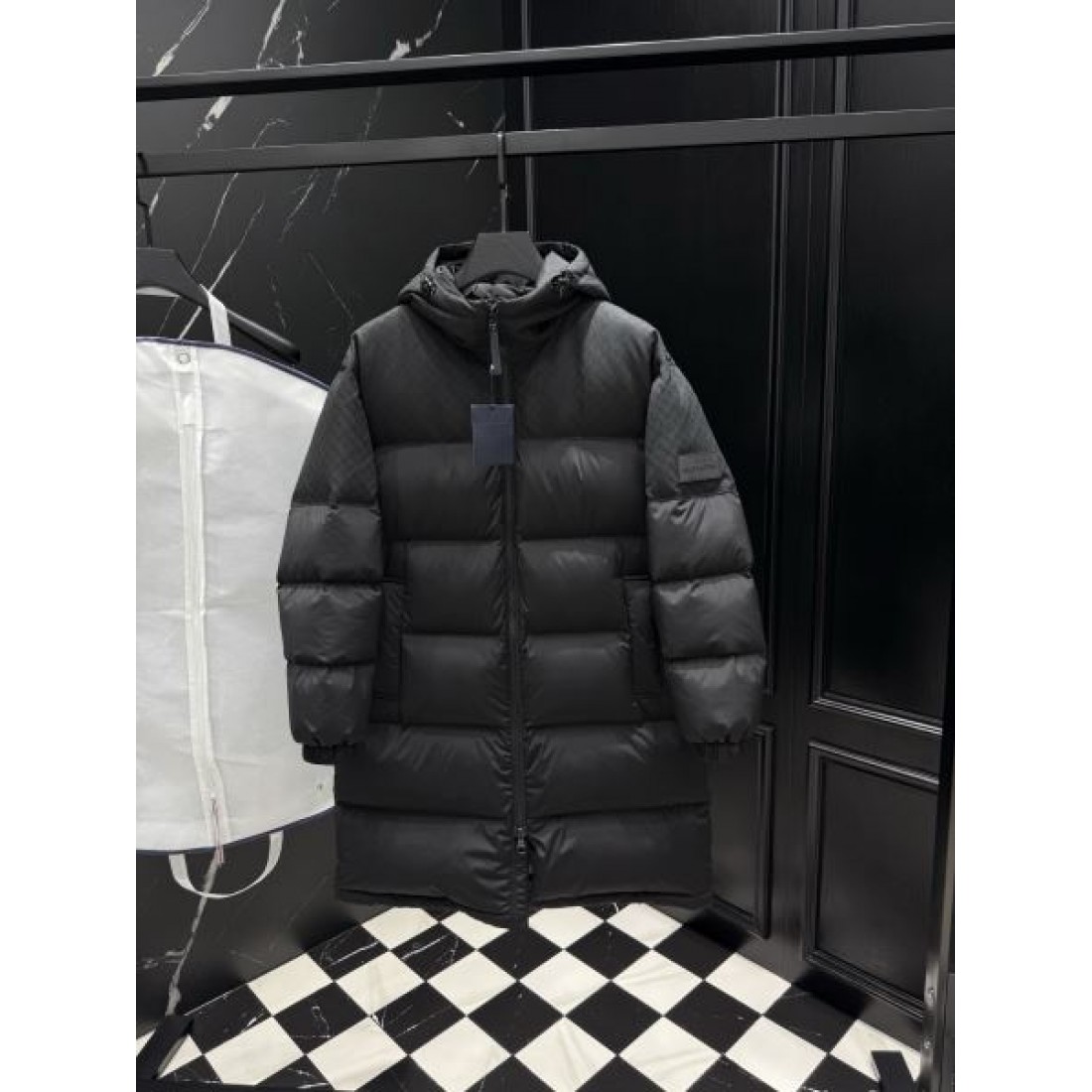 上質 クラシック モンクレール MONCLER コピー ダウンジャケット 現代的