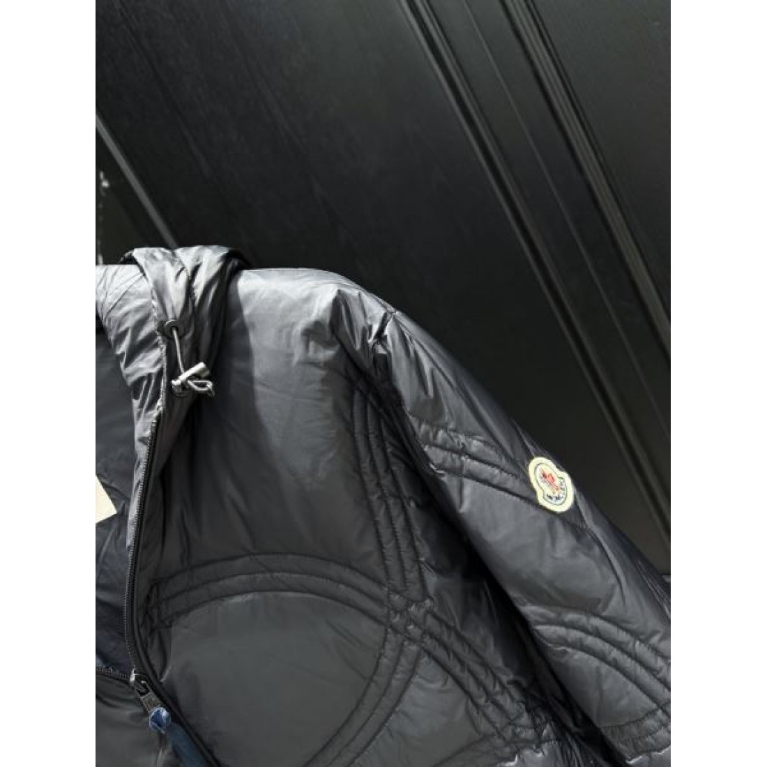 軽量 暖かい モンクレール MONCLER コピー ダウンジャケット スタイリッシュ