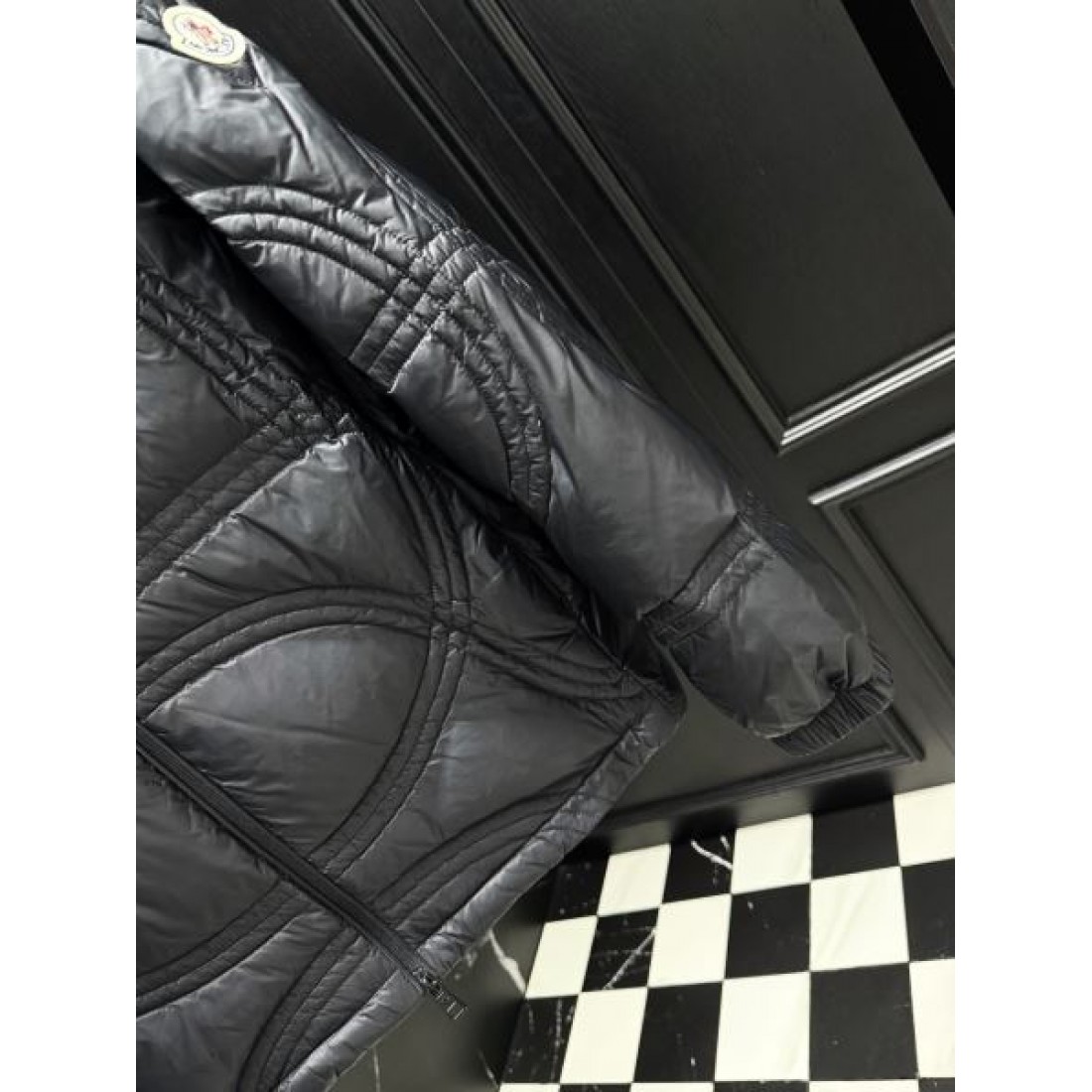 軽量 暖かい モンクレール MONCLER コピー ダウンジャケット スタイリッシュ