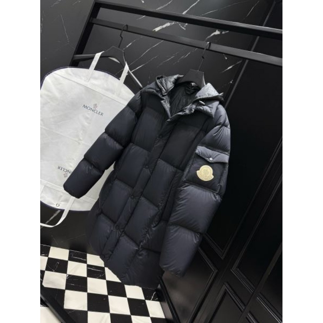  上質 高機能 モンクレール MONCLER コピー ダウンジャケット 保温 快適