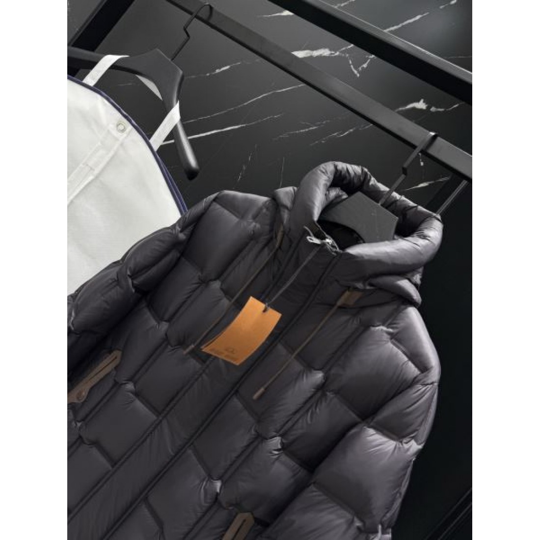 軽やか 上質 柔らかな モンクレール MONCLER コピー ダウンジャケット 快適 