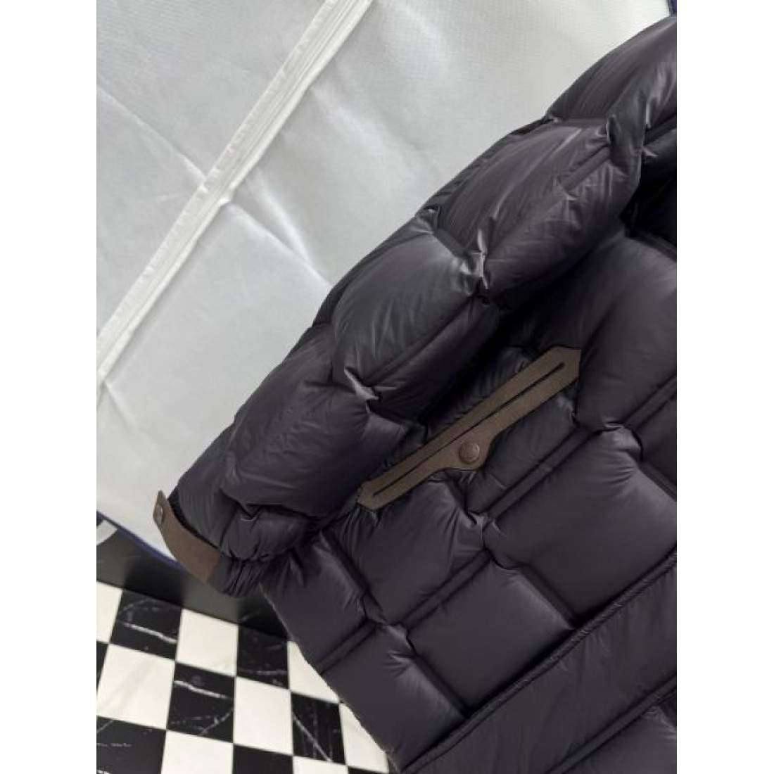 軽やか 上質 柔らかな モンクレール MONCLER コピー ダウンジャケット 快適 