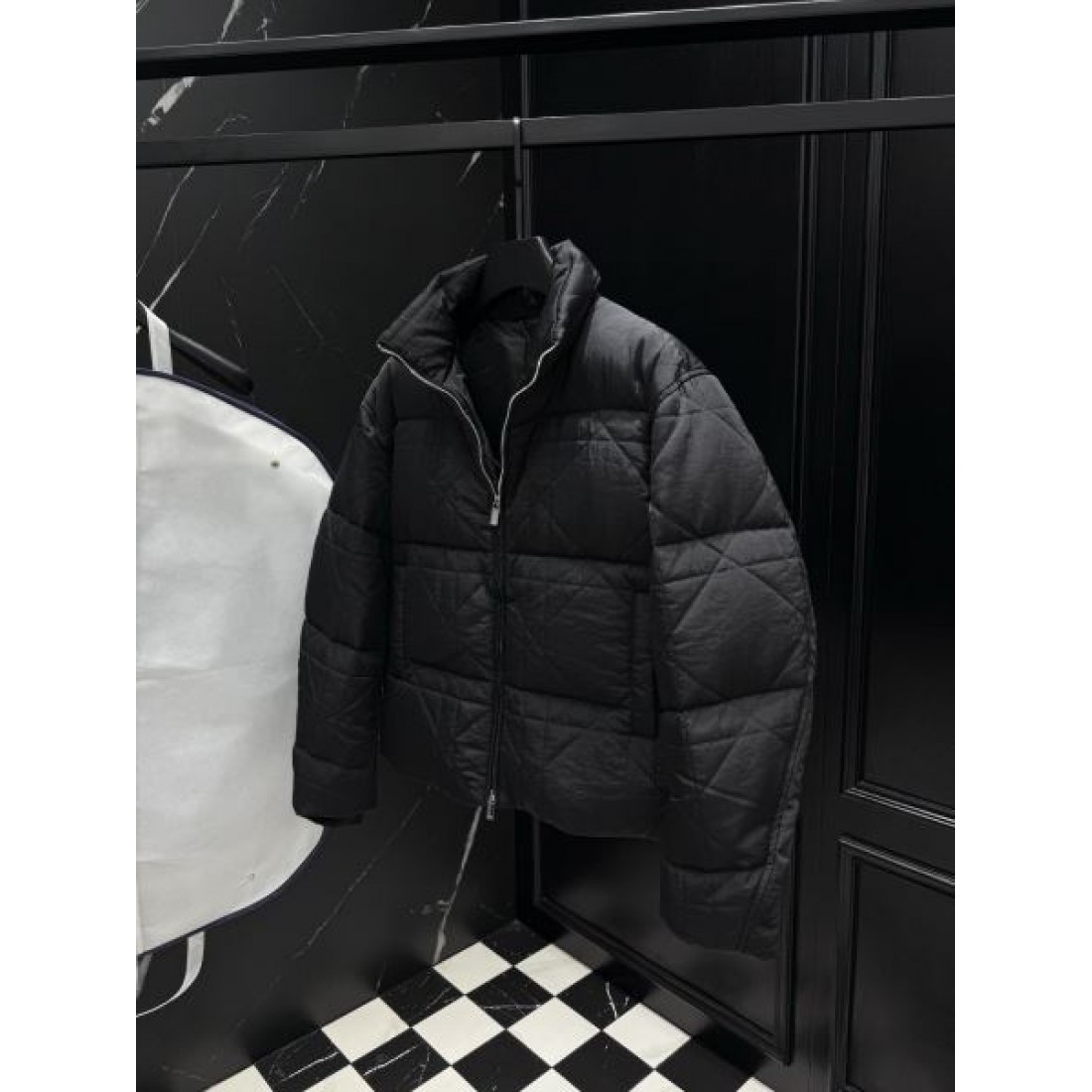  ラグジュアリー 軽やか 柔らかな モンクレール MONCLER コピー ダウンジャケット