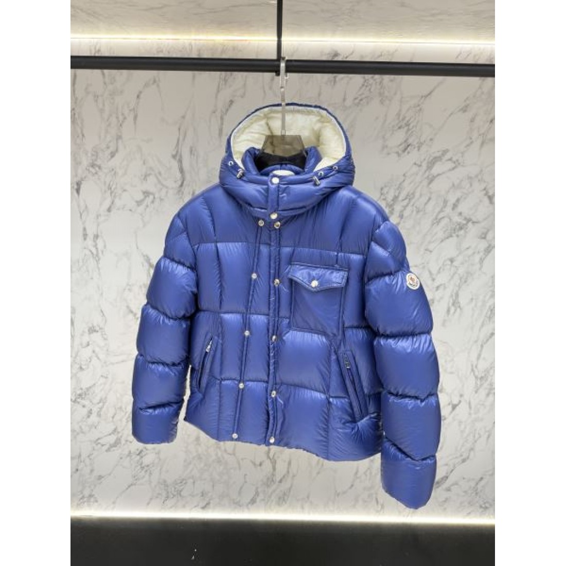  高級 保温性の高い 機能的な モンクレール MONCLER コピー ダウンジャケット 