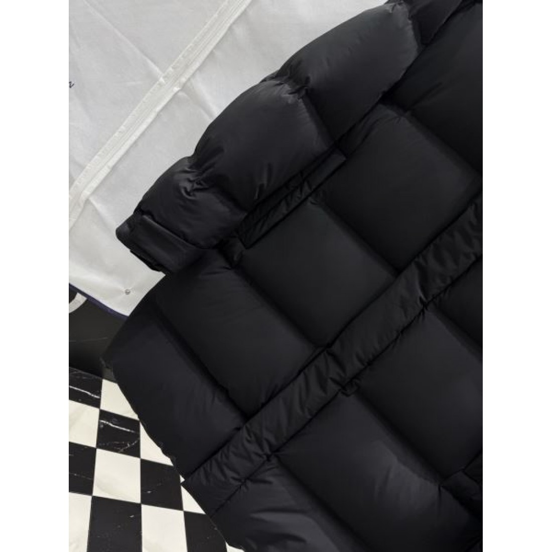 クラシック 高級 プラダ PRADA コピー ダウンジャケット エレガント プレミアム