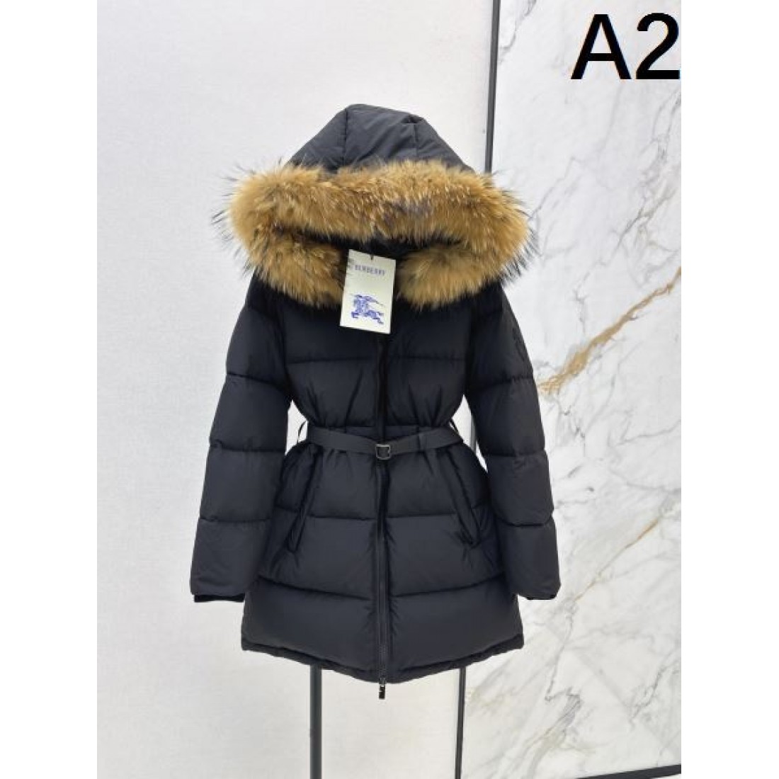 上質 クラシック バーバリー BURBERRY コピー ダウンジャケット 高級感 モダン