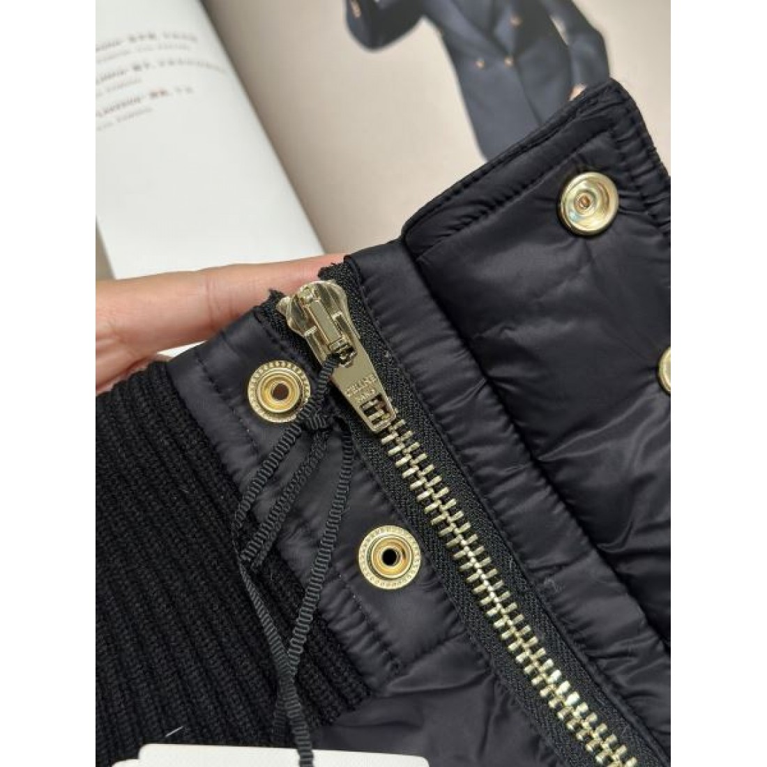 上品 プレミアム セリーヌ CELINE コピー ダウンジャケット 優雅 クラシック