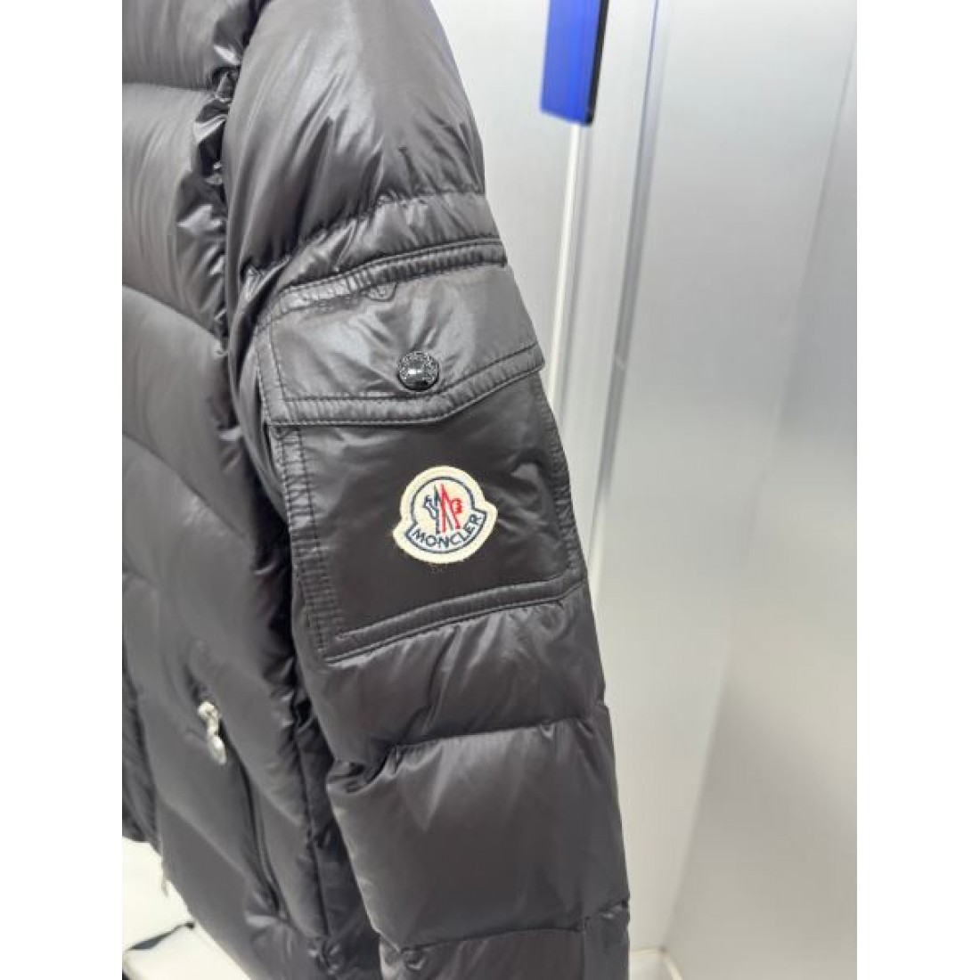 クラシック 大人向け 高機能 モンクレール MONCLER コピー ダウンジャケット 人気モデル
