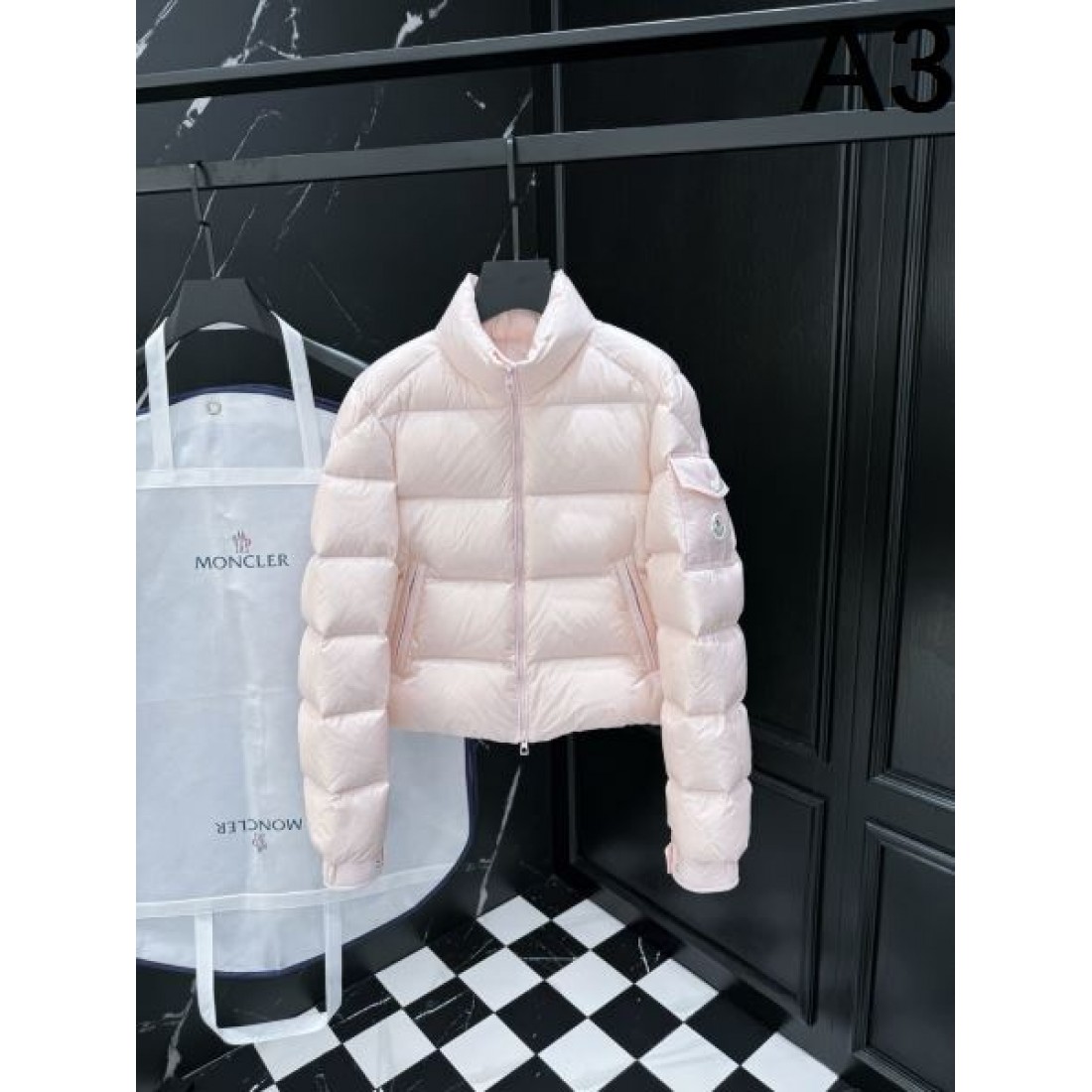 上質 軽量 洗練 モンクレール MONCLER コピー ダウンジャケット 新作