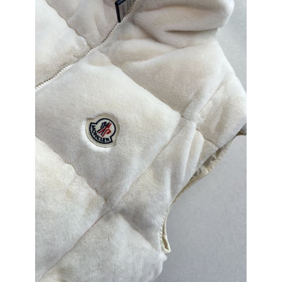 おすすめ 秋冬コーデ モンクレール MONCLER コピー ダウンジャケット 最新 大人気