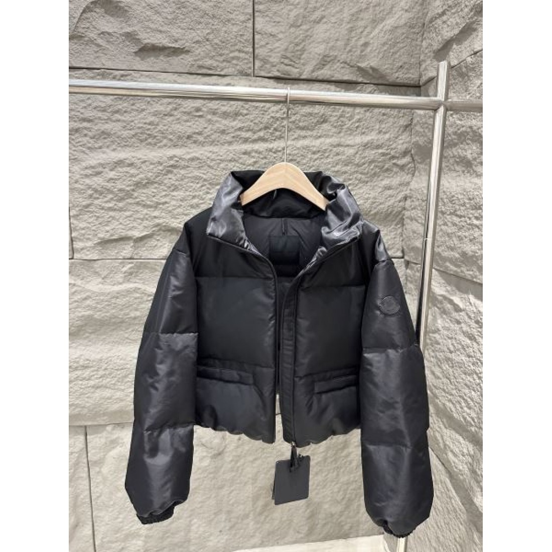 高性能 保温性抜群 プレミアム モンクレール MONCLER コピー ダウンジャケット 冬必須