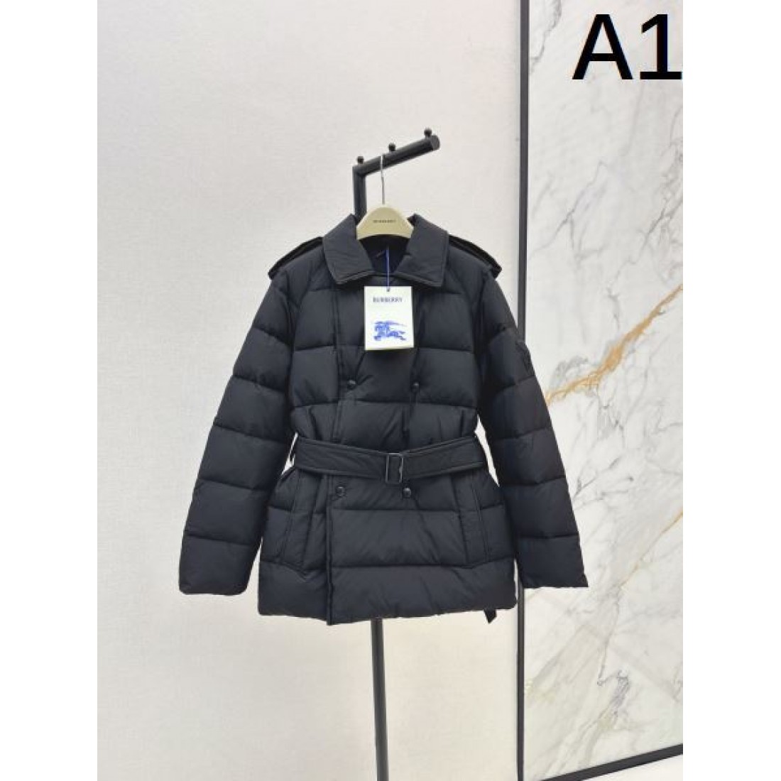 上質 クラシック バーバリー BURBERRY コピー ダウンジャケット 洗練 モダン