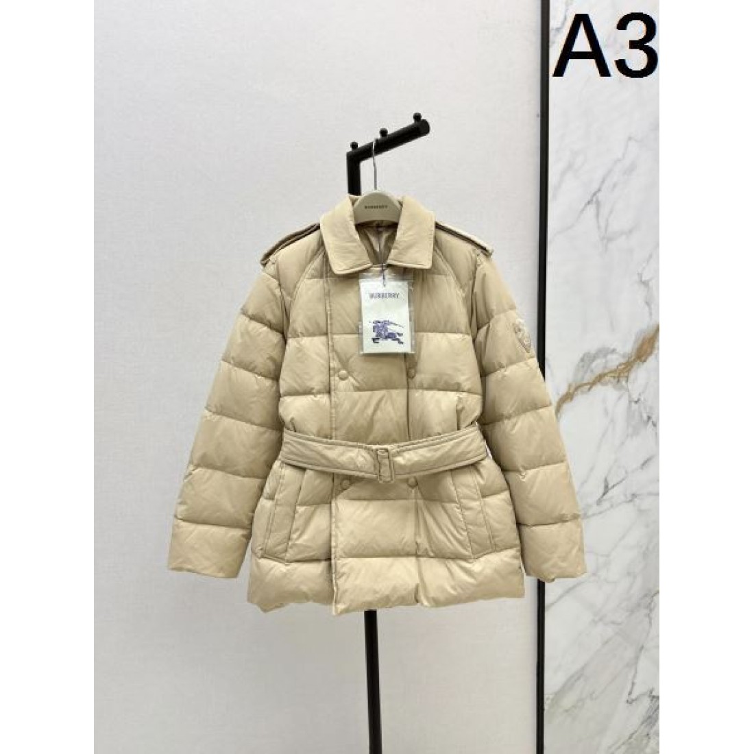 上質 クラシック バーバリー BURBERRY コピー ダウンジャケット 洗練 モダン