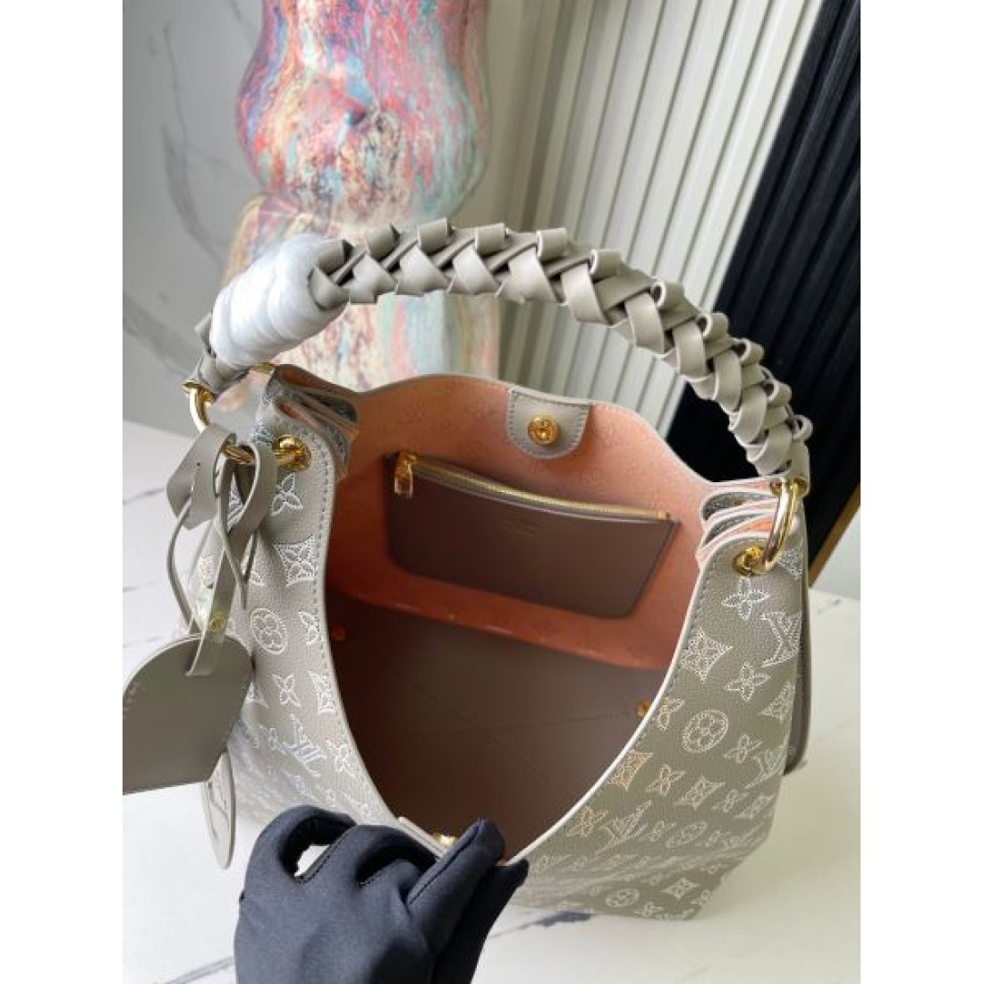 ラグジュアリー 洗練 ルイヴィトン LOUIS VUITTON コピー トートバッグ エレガント 上品