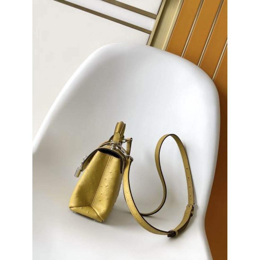 クラシックで 格調高い ルイヴィトン LOUIS VUITTON コピー トートバッグ 重厚感のある