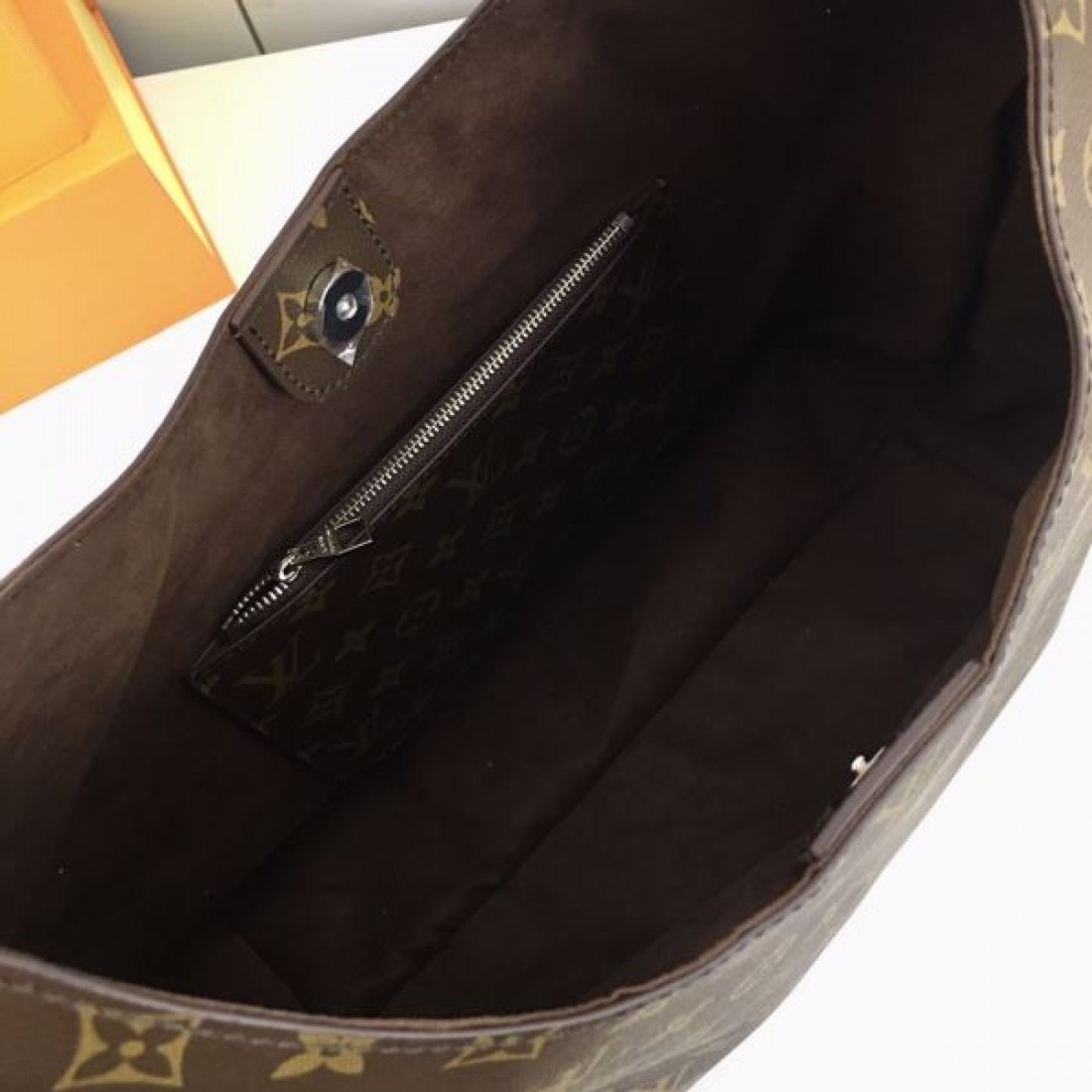 上品で 使いやすい ルイヴィトン LOUIS VUITTON コピー トートバッグ エレガントな 