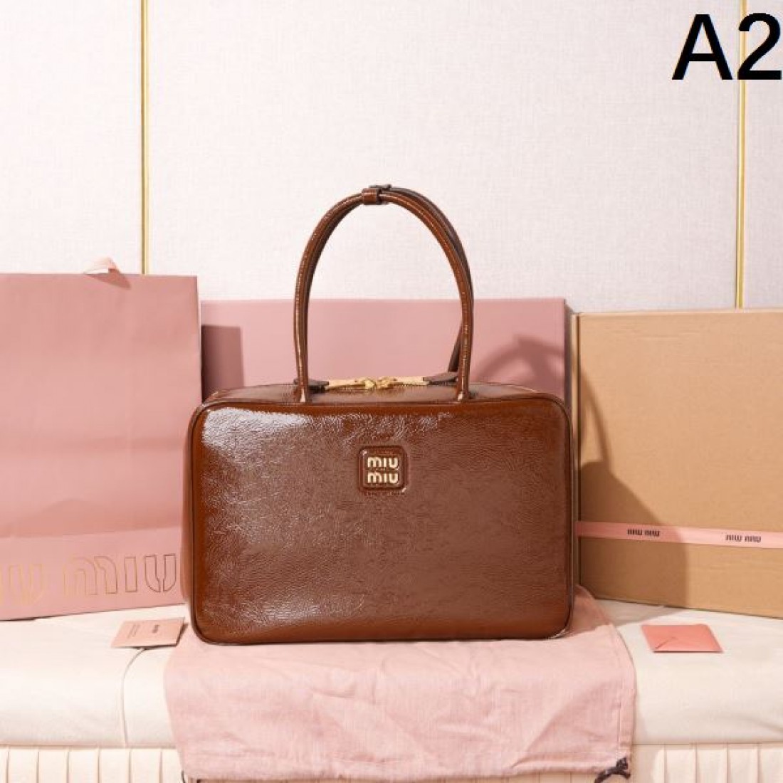 清楚な やさしい ミュウミュウ MIU MIU コピー トートバッグ 軽やかな 上品な