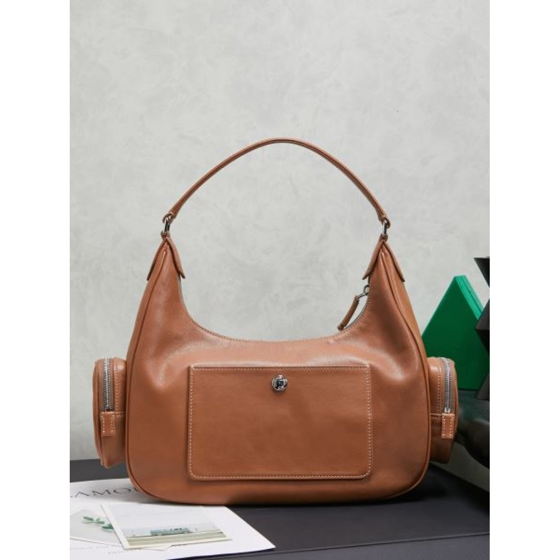  可愛らしい フェミニンな ミュウミュウ MIU MIU コピー トートバッグ 愛らしい 