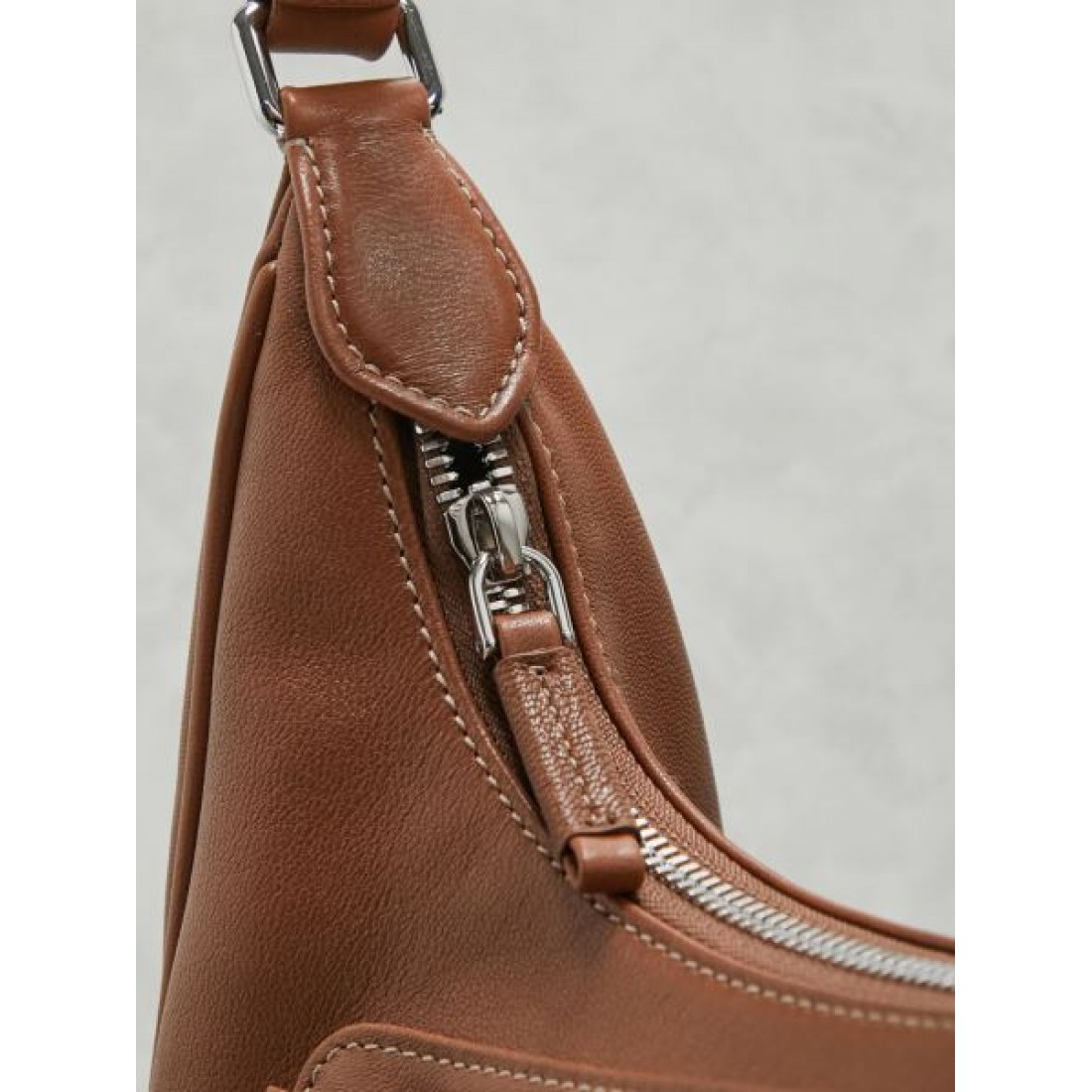  可愛らしい フェミニンな ミュウミュウ MIU MIU コピー トートバッグ 愛らしい 