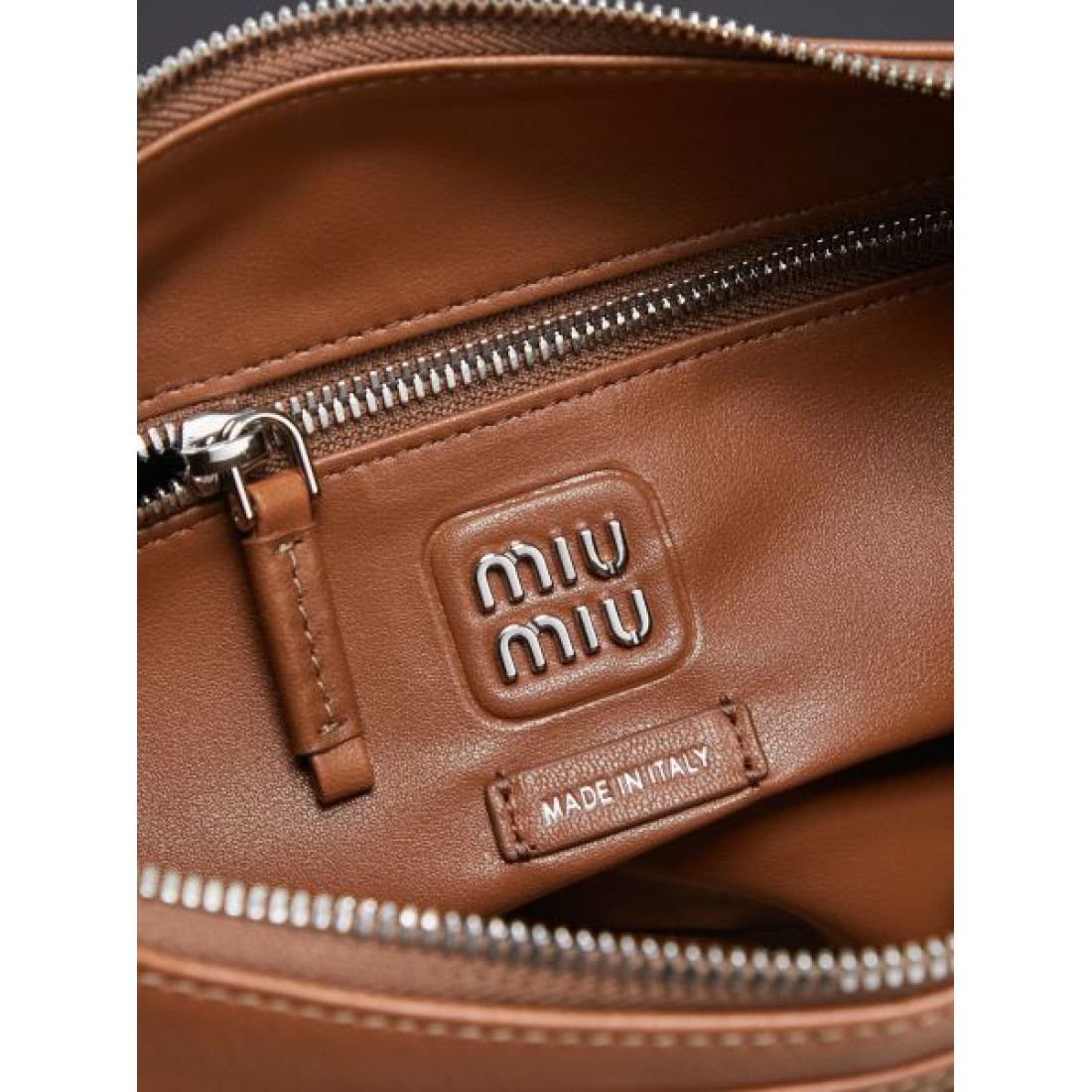  可愛らしい フェミニンな ミュウミュウ MIU MIU コピー トートバッグ 愛らしい 