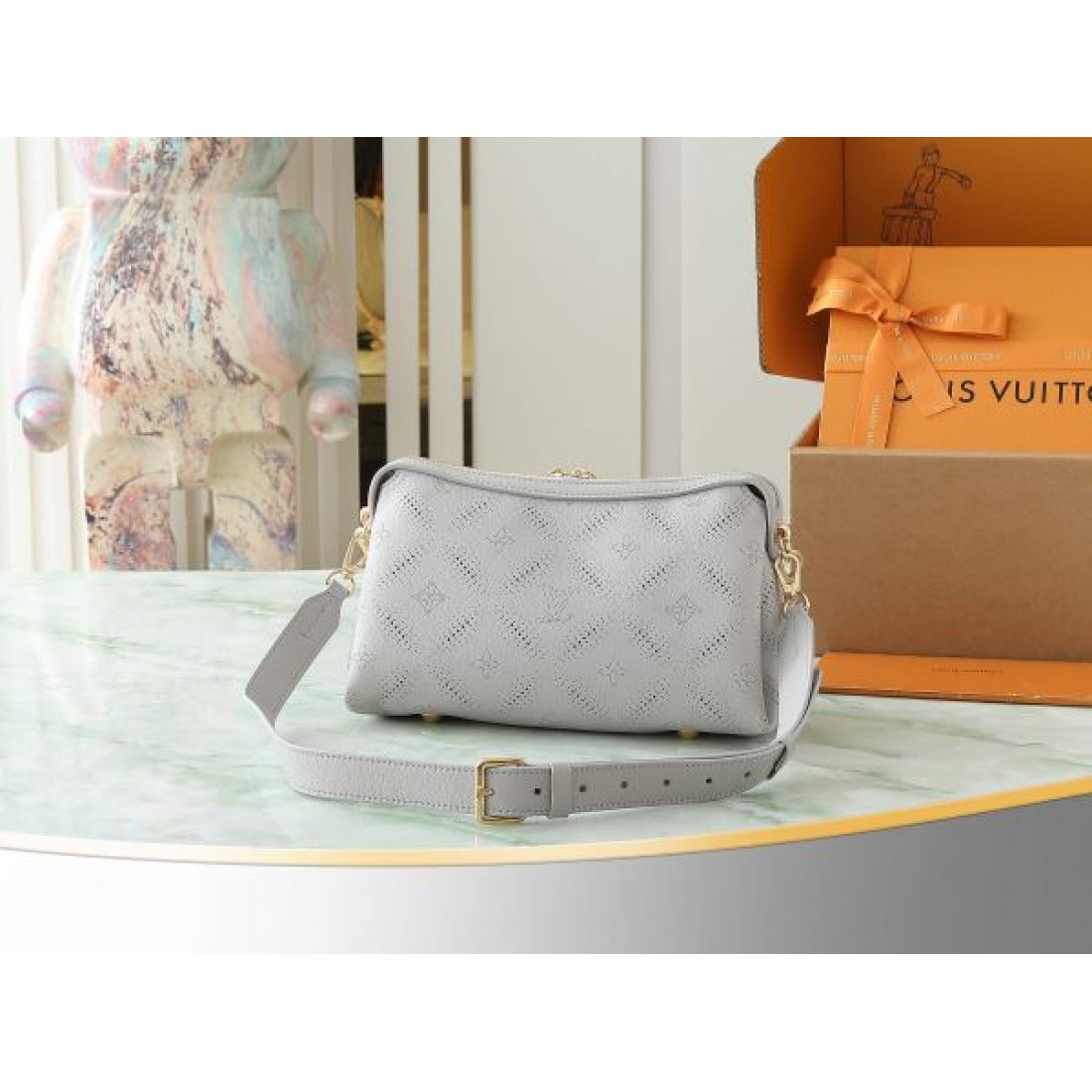 大人っぽい 落ち着いた イヴサンローラン YSL コピー トートバッグ スタイリッシュな