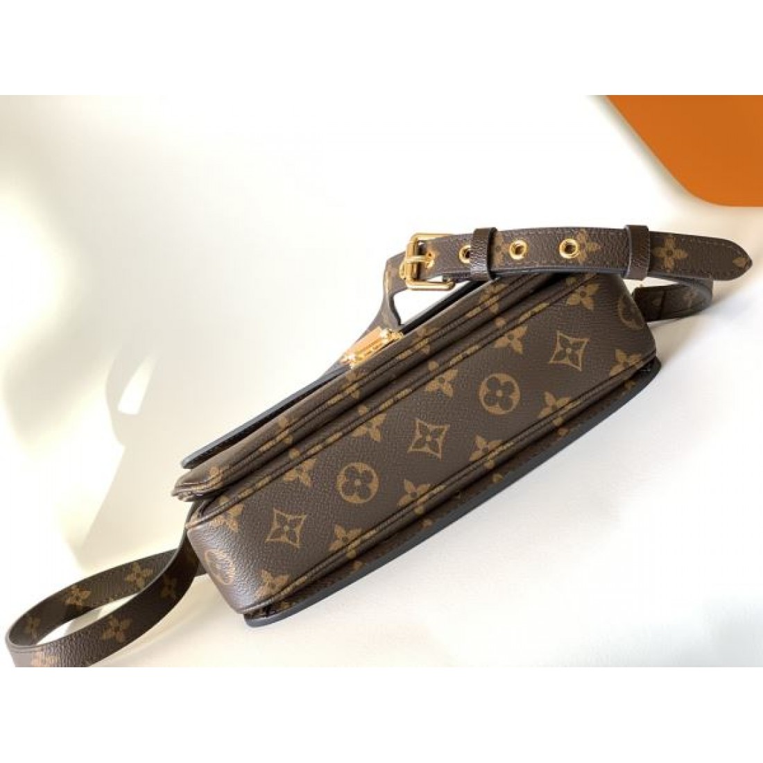 上品 静かな 高貴 ルイヴィトン LOUIS VUITTON コピー ショルダーバッグ 清楚 